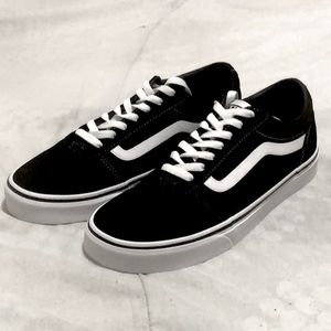 Vans OLD SKOOL (Black/White) *NEW*